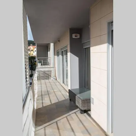 Bay - Piscina São Martinho do Porto